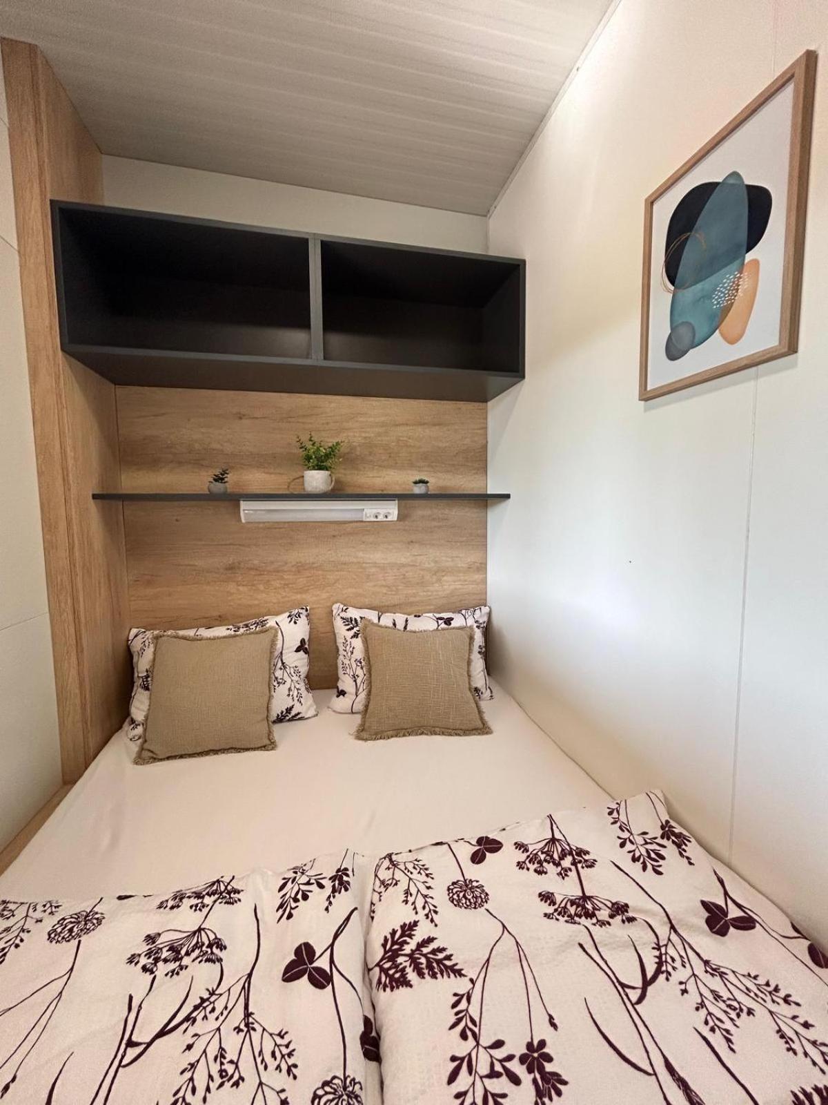 Mobile Home Vilmaris Pakoštane Exterior foto